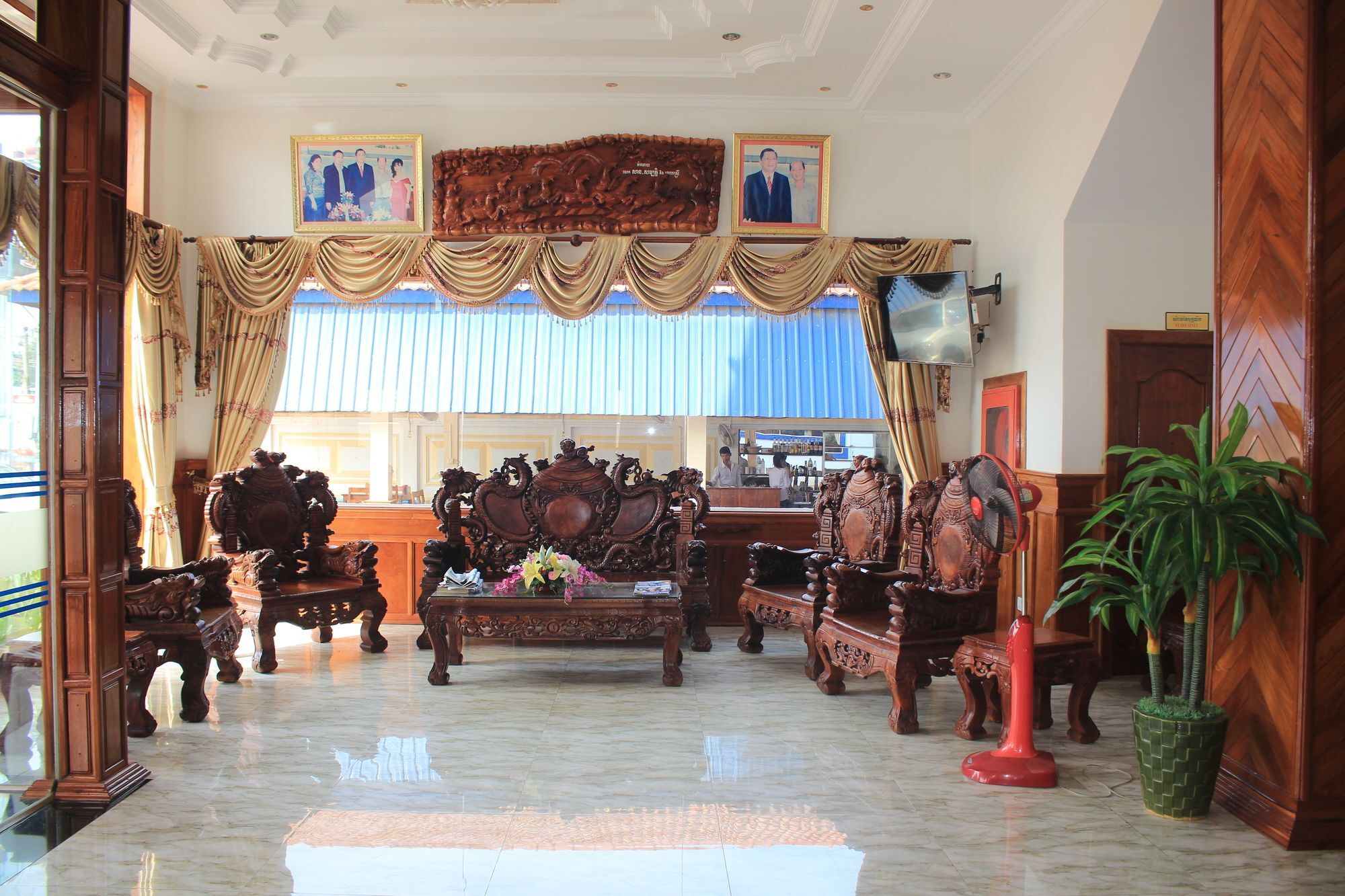 Emerald Bb Battambang Hotel Exterior foto