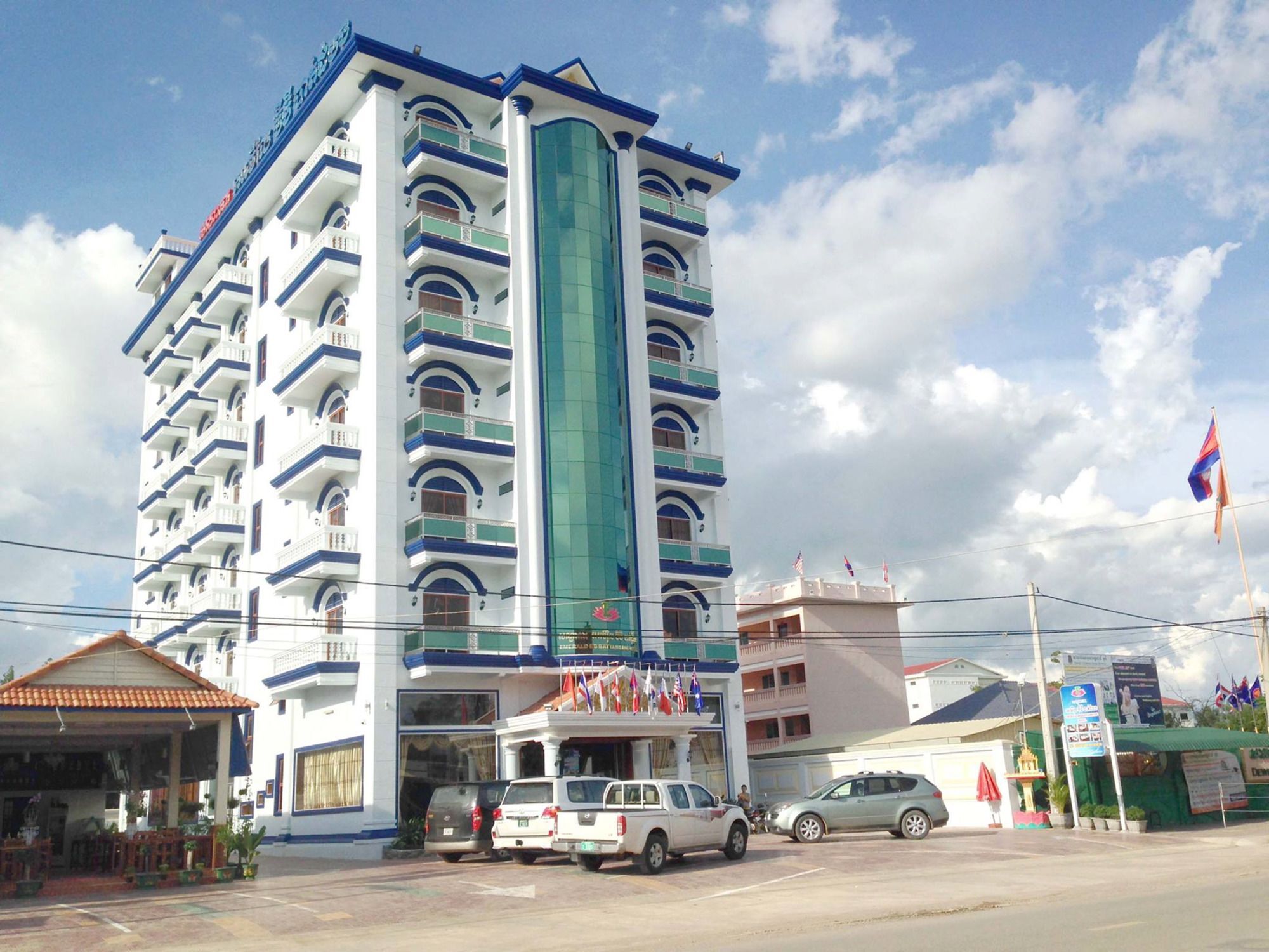 Emerald Bb Battambang Hotel Exterior foto